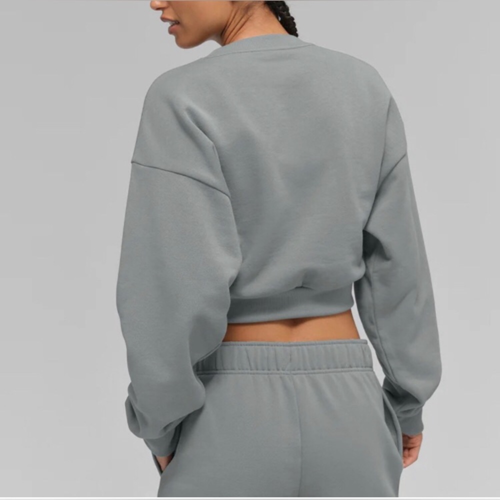 Alo Yoga Cropped Accolade Crewneck Lunar Grey S - Picture 4 of 7